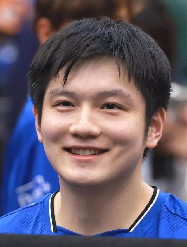 乒乓天才回北京了，德国赛场笑声没了，球迷心里有疑问。
