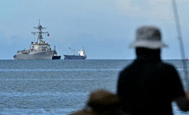 特朗普下令，连扣三艘油轮，不到48小时，中方甩国际法硬刚！