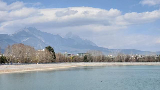 2026年个人新年献词（一）于这烟火人间之中步履坚定向阳而行