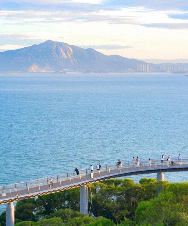 厦门山海健康步道云海线七座特色节点桥，形成一桥一景独特景观