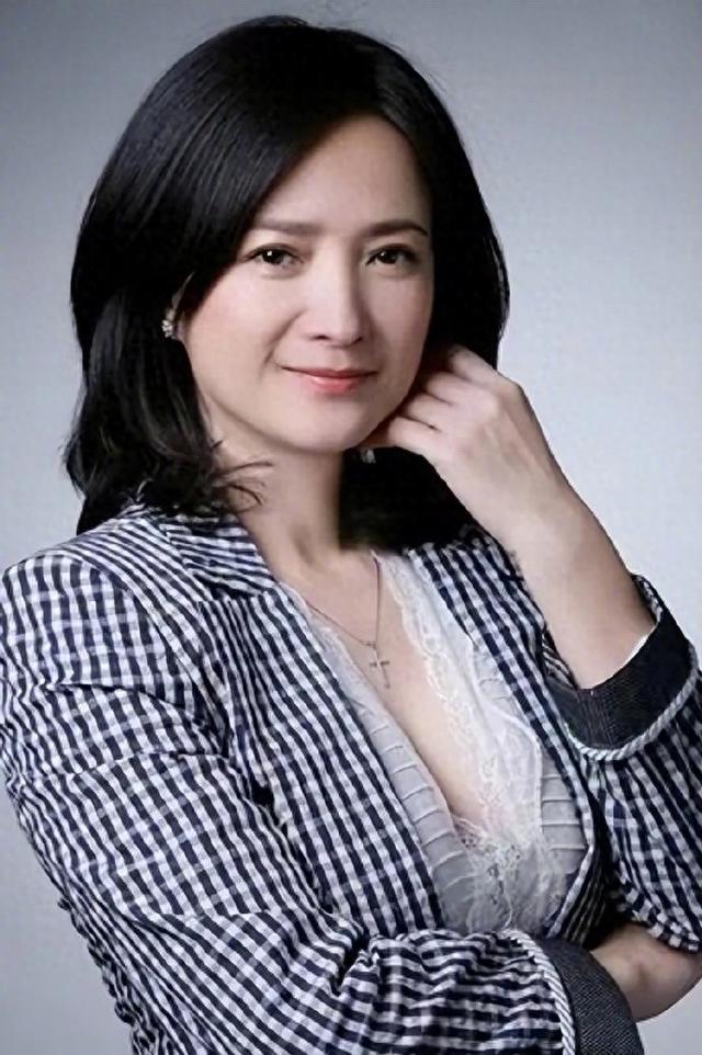 “古装第一美人”何睛病逝享年61岁