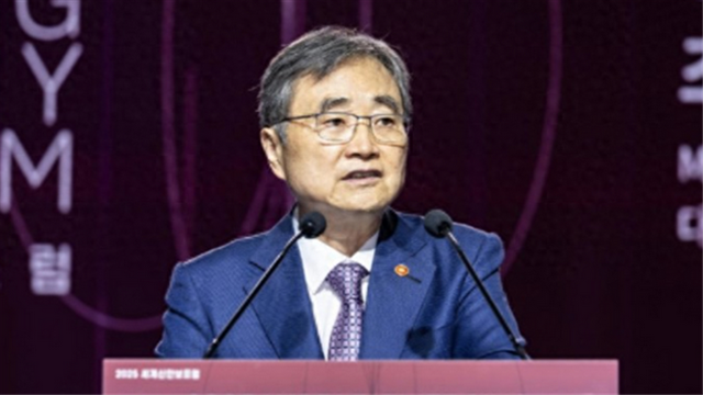 3500亿关税协议，美国想都别想！当着中国面，韩国外长罕见说重话
