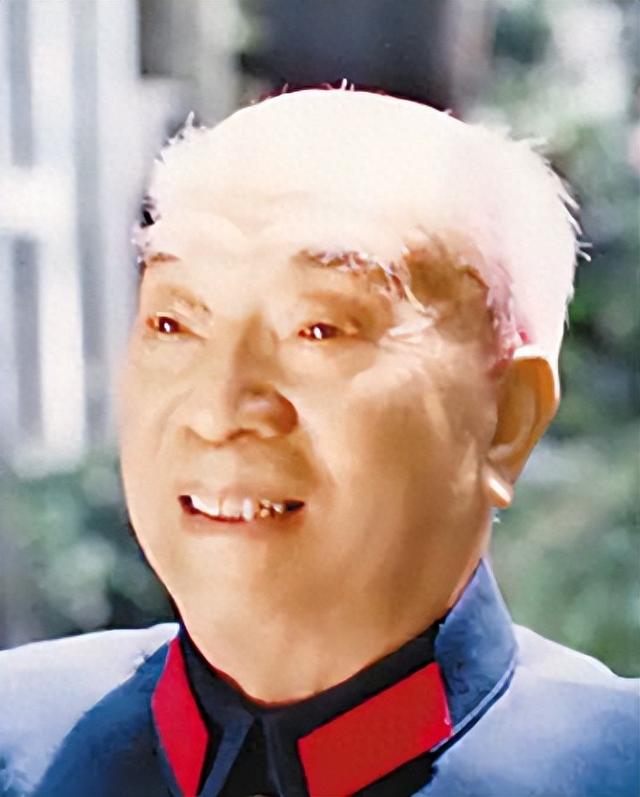49年北平解放，毛主席接见四野将领，见一熟人惊呼：你当副军长了