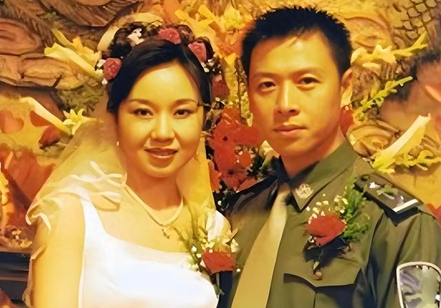 宁愿净身出户，也要与闫妮离婚的邹伟，21年过去现状如何