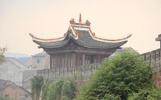 退休后，旅游要趁早，过了一定的岁数心态就会改变