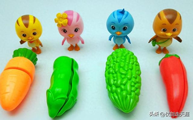 vegetables怎么读音（小孩学英文蔬菜vegetables 萌鸡小队）