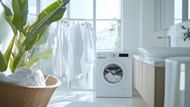 羡慕隔壁单元的婆婆。