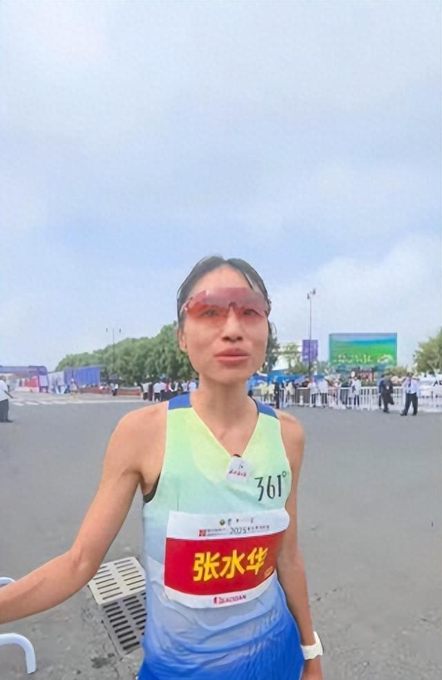 张水华不再回避！公开坦白离职原因，违规处分风波12月就尘埃落定