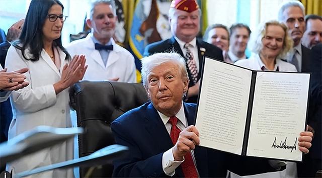 特朗普已做好开战准备？王毅警告：冲突结局已定，美国露出斩杀线