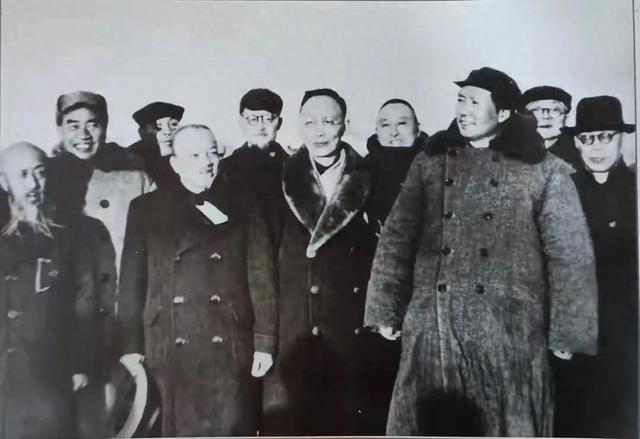革命尚未成功同志仍须努力的含义（毛主席坚持认为革命尚未成功）
