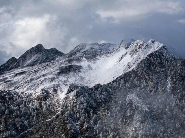 大理凭啥“夺魁”？上苍山看看呗！