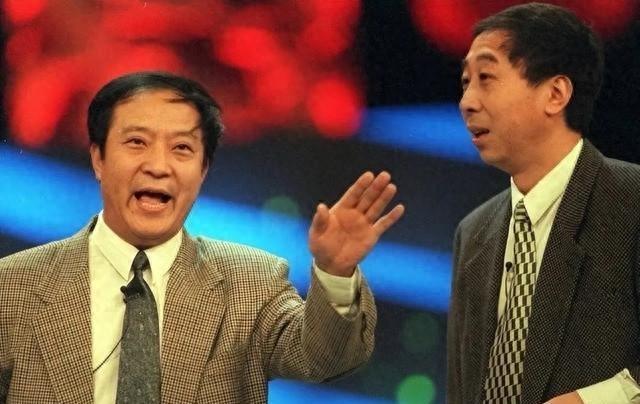 是艺高人胆小还是品低人胆大，牛群也讽刺国营院团为啥没人举报