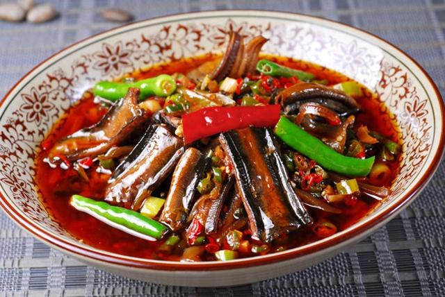 鳝鱼血的功效与作用及药用价值（黄鳝血藏着啥秘密一文解锁它的药用江湖）