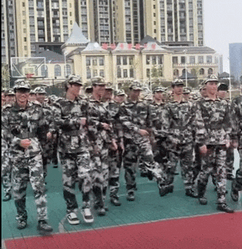 三国磕头赚钱的那个游戏（送曹操布洛芬）