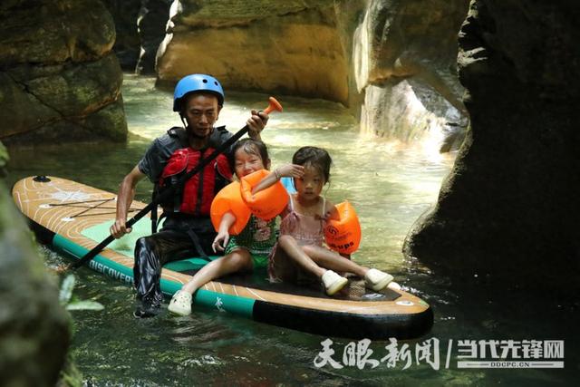 绥阳县青杠塘镇：火热夏天联结清凉经济 生态优势迸发产业新动能