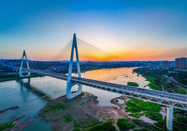 2025重庆服务消费季暨第17届中国（重庆）火锅美食文化节29日启幕