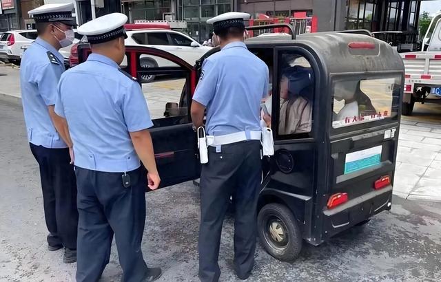 9月1日起，电动车、三、四轮车上路“3禁3扣3不要”，处罚明确了