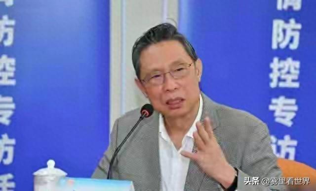 钟南山做梦也没想到，自己一把年纪的妻子，如今也开始为他争光了