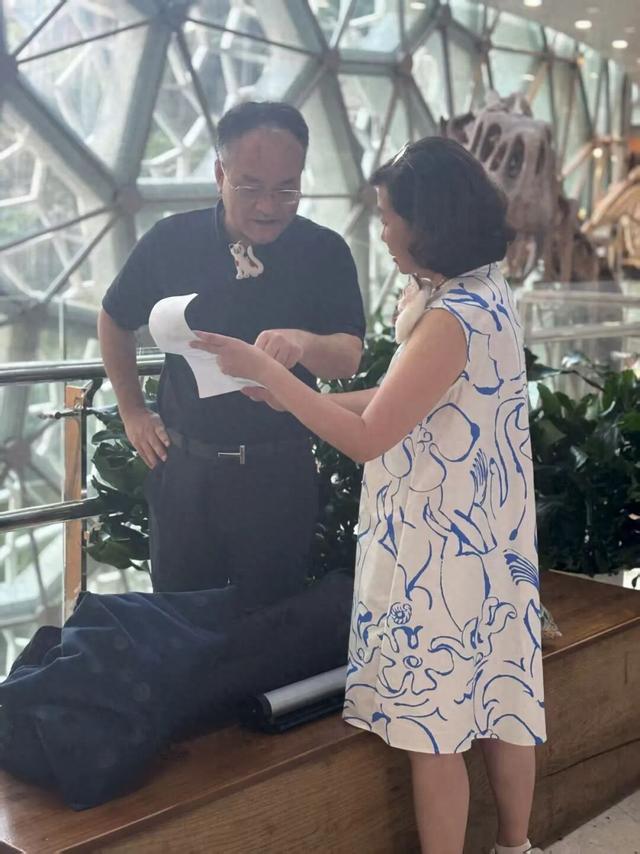 开学第一课｜来上海自然博物馆看恐龙大展，解锁超酷文创！