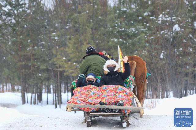 乘“雪国列车”开启漠河“找北”之旅