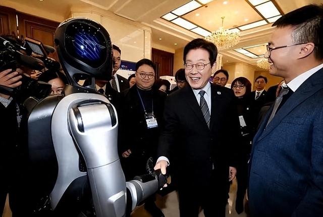 李在明访华归来态度大变！不仅为了讨好中国，更是为了韩国的生路