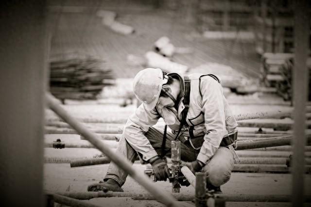 优化师简历小白（35岁被优化）