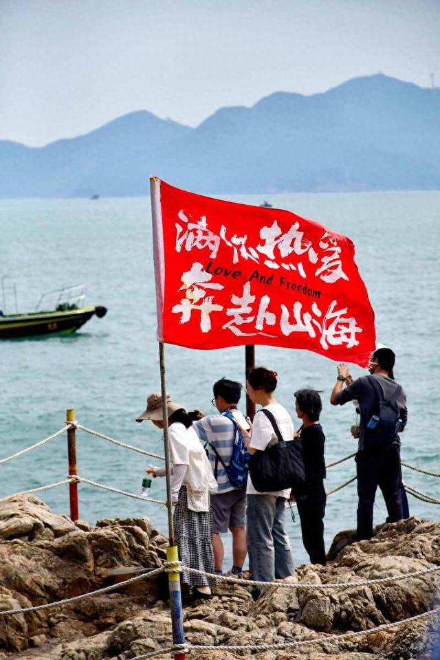 深活指南 | 重阳登高，收藏来自深圳山海的秋日问候​~