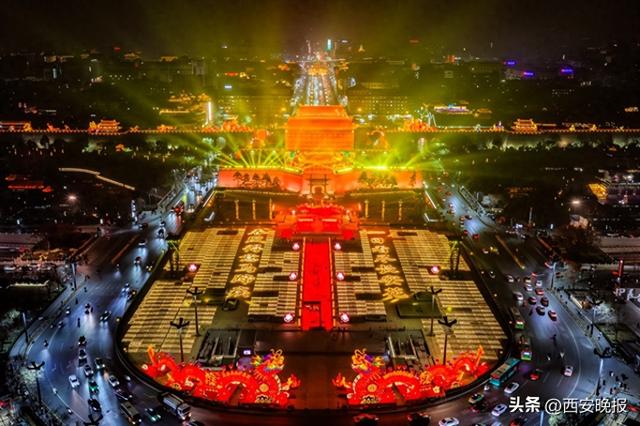 夜幕降临，西安变长安