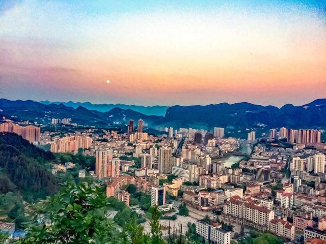 刚从湖北恩施回来，一共去了8个景点，说一些自己的真实感受！