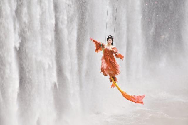 自然景观+文化IP创意 四川广安“飞天威亚”这样出圈