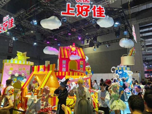 半两财经｜来看00后毕业旅行图鉴