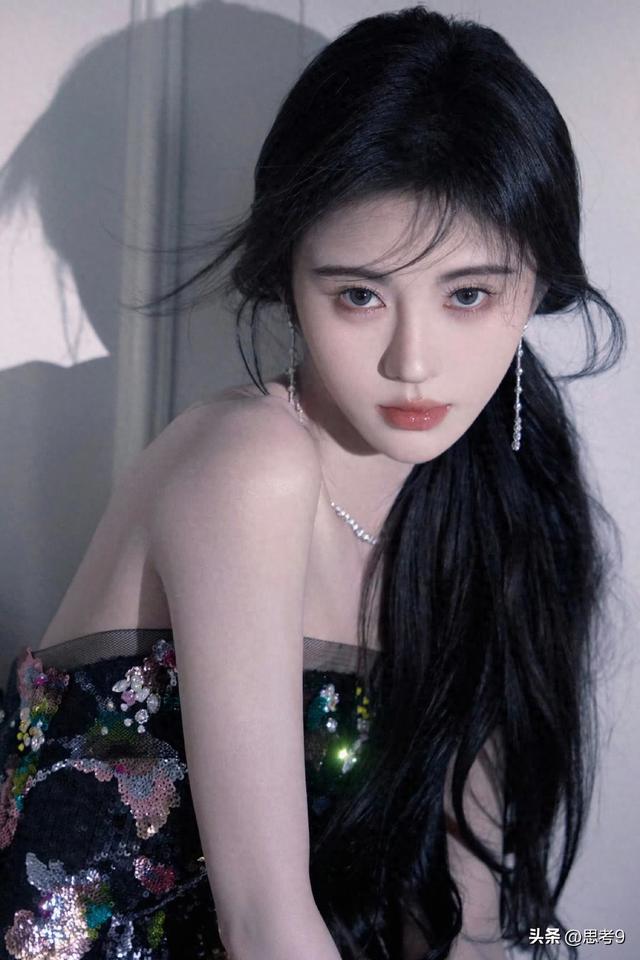 鞠婧祎，明星美女，性感写真