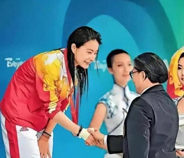 结婚13年，郭晶晶再次迎来喜讯，霍震霆的话再一次得到印证