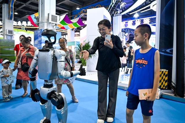 第九届内蒙古自治区文化产业博览交易会在呼和浩特举办