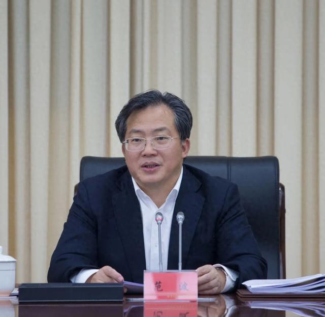 山东省委常委、秘书长范波出任江苏省委常委	、苏州市委书记