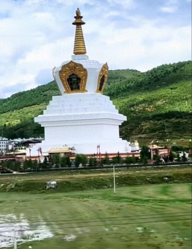 梦幻云南（七）：香格里拉、松赞林寺、独克宗古城篇