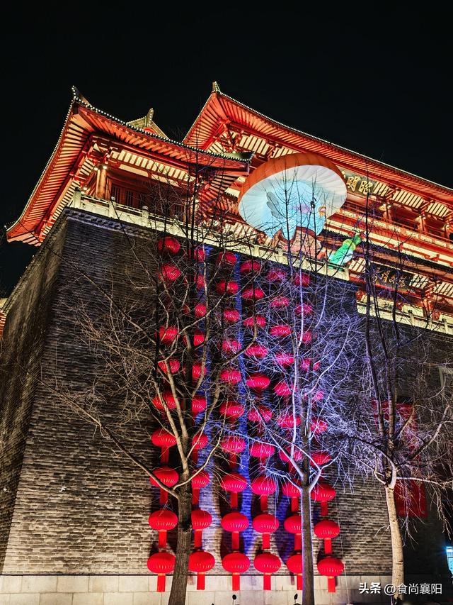 初五年味浓！襄阳城里“马”力足，人从众，这波流量襄阳接住了！
