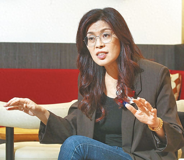 两岸共谋统一，见完美方后，郑丽文态度更明确了，送岛内一句话