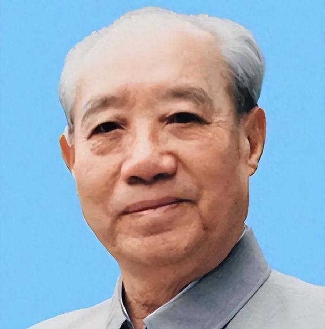 汪东兴保护毛主席30年，晚年懊悔：当年瞎了眼，让主席用这人