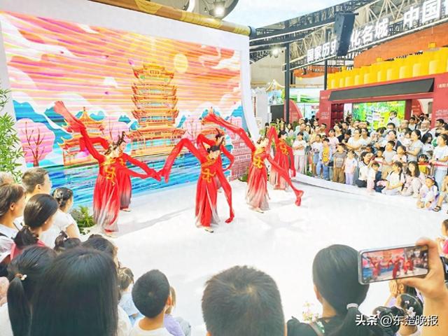 黄石在中国文化旅游产业博览会上盛邀四海宾朋——览一江一湖 鉴工业名城