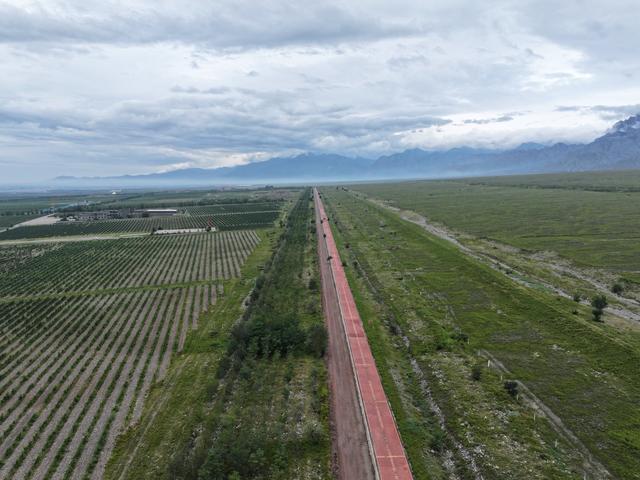 宁夏深度打造贺兰山东麓旅游环线