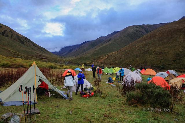 贡嘎大环线：在雪山的凝视下，与艰辛同行之玉龙西（原创）