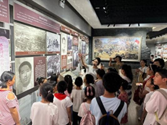 青岛市南：红色旅游热度持续升温