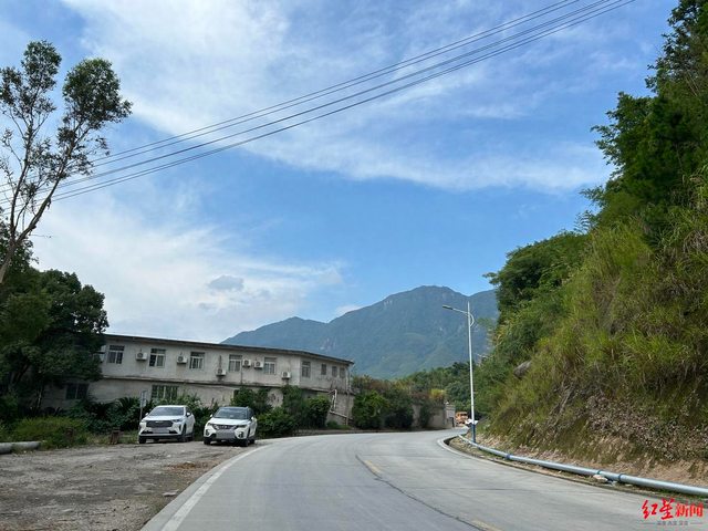女子涉嫌杀害前夫潜逃26年：在外省结婚生子，落网前是村委会会计丨红星调查