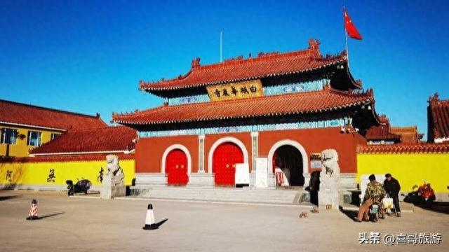 黄瓦灰墙间，寻百年佛光——白城华严寺游记