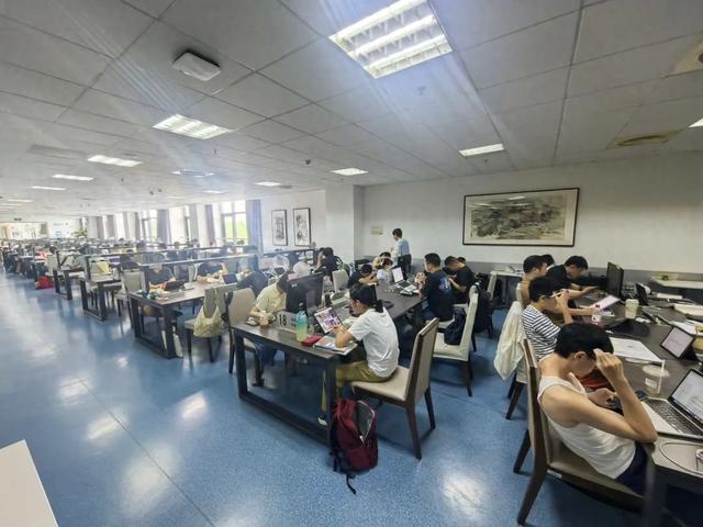 延时服务、新设备、亲子活动……家门口的图书馆暖“新”升级