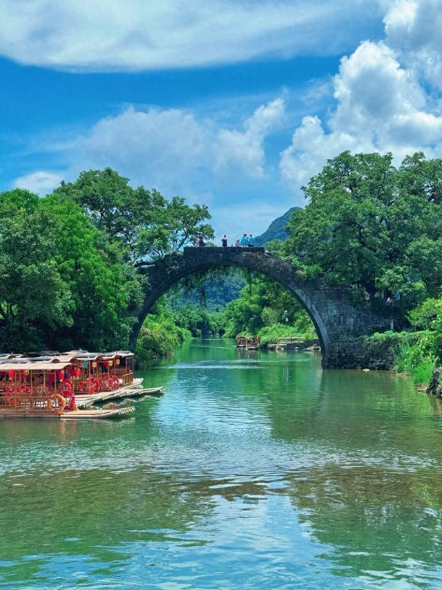 阳朔与荔浦银子岩哪个更推荐？两者都去过后，我的答案只有一个