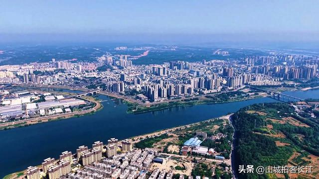 四川失落的传奇城市,以前和成都地位相当,为何如今沦为了普通县