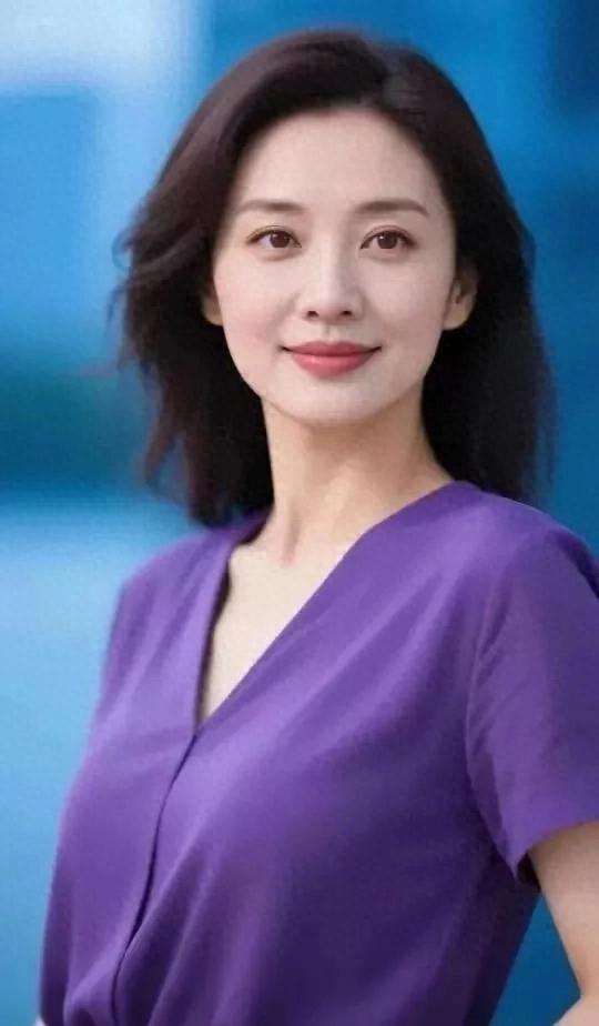 一种新型的异性关系，正在中年男女间悄然流行。