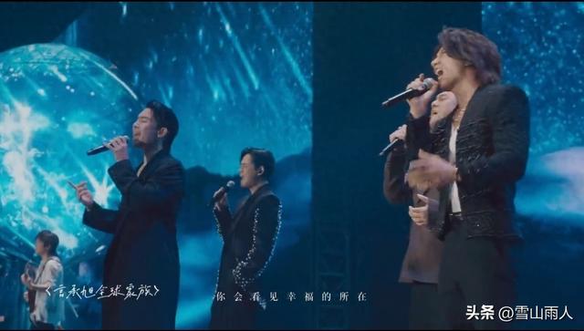 47岁吴建豪曝自拍照，瘦到脱相，1米8壮汉变尖嘴猴腮	，像小老头